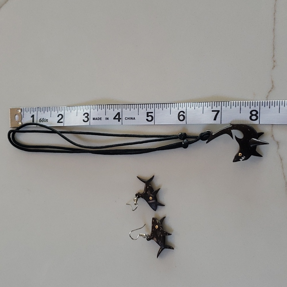 5. Wood Shark Earrings and Necklace - Picture 4 of 9